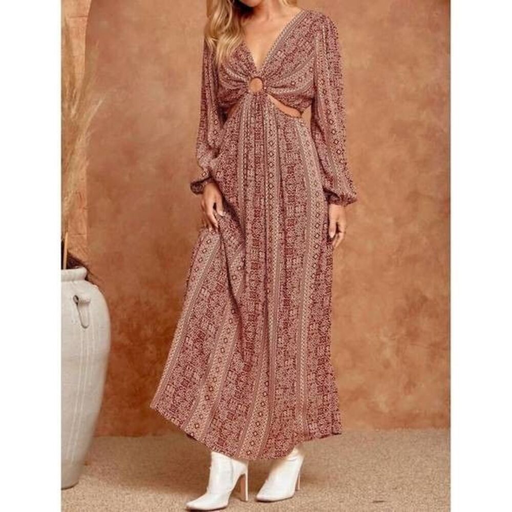 NWT SAVANNA JANE Red Tribal Boho Long Sleeve Cut Out Maxi Dress SIZE LARGE